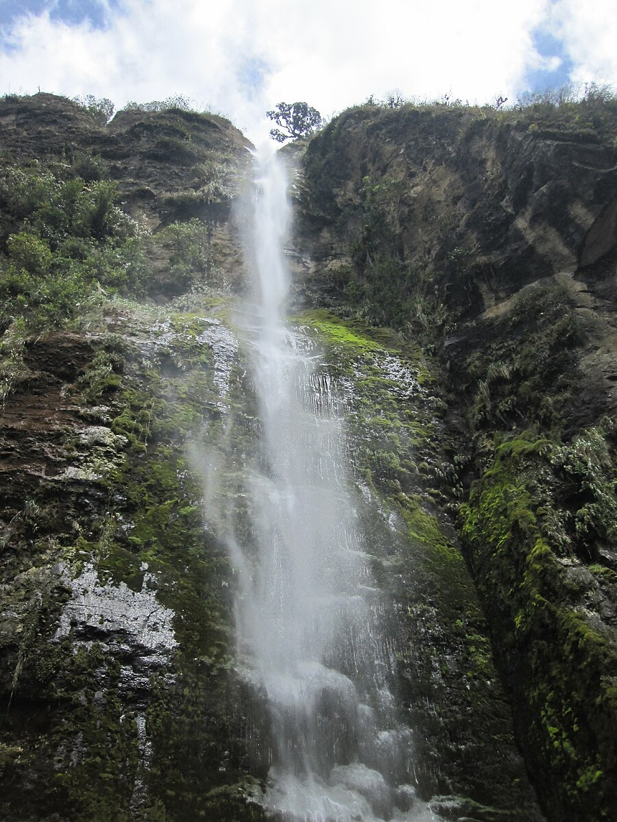 Die El Chorro de Giron Wasserfälle in der Nähe